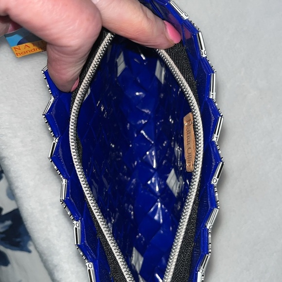 NAHUI OLLIN Candy Wrapper Coin Change Purse Cream and Black with Red Strap - Picture 5 of 6